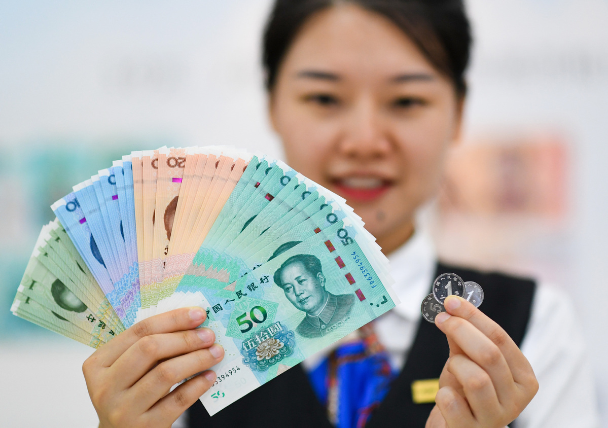 China Stands out in Global Economic Landscape